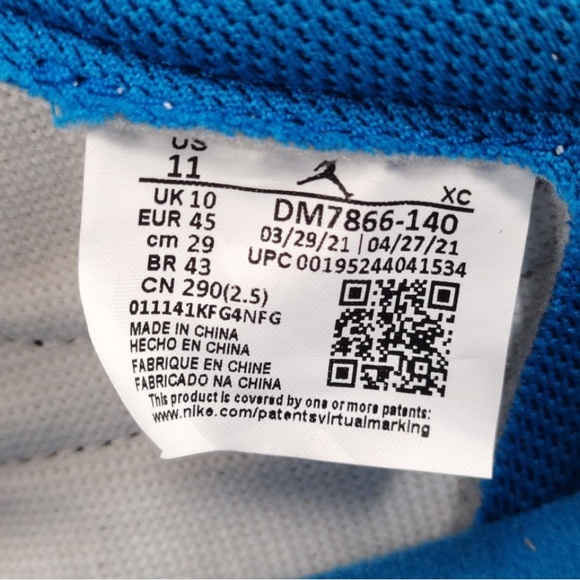 Travis Scott Jordan 1 Fragment Lows - Picture 8 of 11